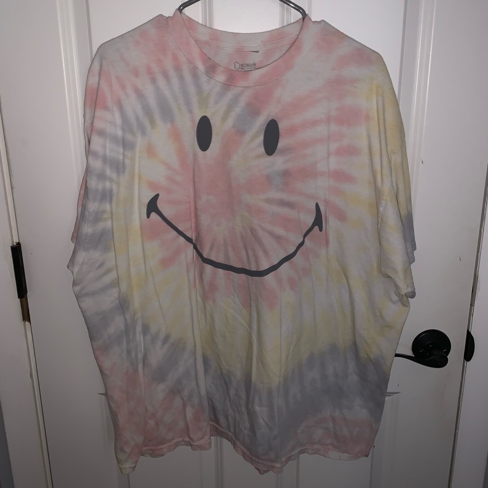 One Size Pacsun x Smiley Oversized Tshirt